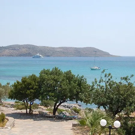 Gialos Village 3*