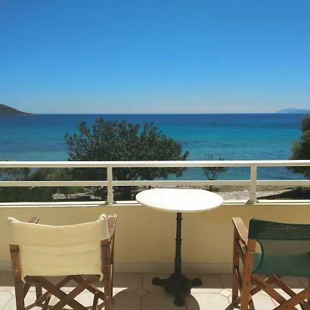 Lägenhetshotell Gialos Village 3*