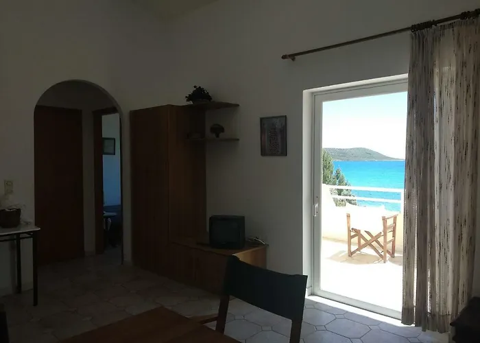 Apartahotel Gialos Village